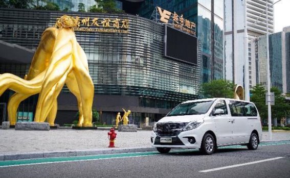 年底购车大惊喜，风行菱智大商务车优惠来袭，助力物流创业者