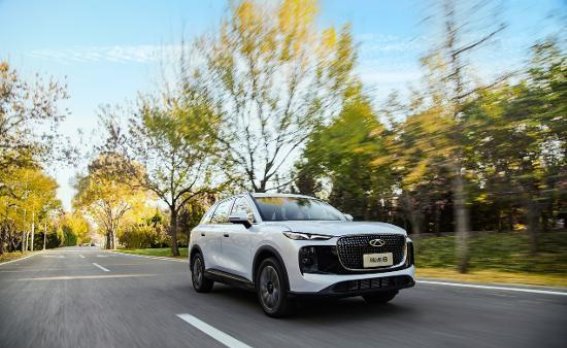 第五代瑞虎8：燃油SUV的新标杆，定义舒适与智能驾驶新标准